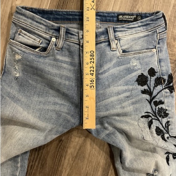 Blank NYC Shadow Bloom Crop Skinny Classique Jeans Embroidered, Tassels size 29 - Picture 7 of 9